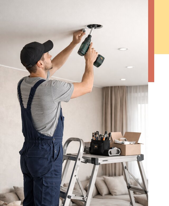 Установка и монтаж точечных светильников в натяжной потолок в Сочи от 1860 руб. | ОТДЕЛОЧНИК-Счи